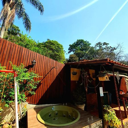 Aconchego De Itaipava - Casa De 3 Quartos, Equipada, Area Kids, Jacuzzi, Pet Friendly, Churrasqueira, Em Meio A Natureza E Proximo Ao Centro Do Bairro Petrópolis Dış mekan fotoğraf
