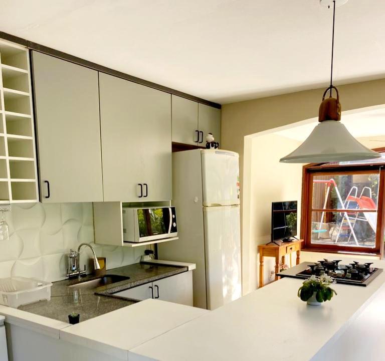 Aconchego De Itaipava - Casa De 3 Quartos, Equipada, Area Kids, Jacuzzi, Pet Friendly, Churrasqueira, Em Meio A Natureza E Proximo Ao Centro Do Bairro Petrópolis Dış mekan fotoğraf