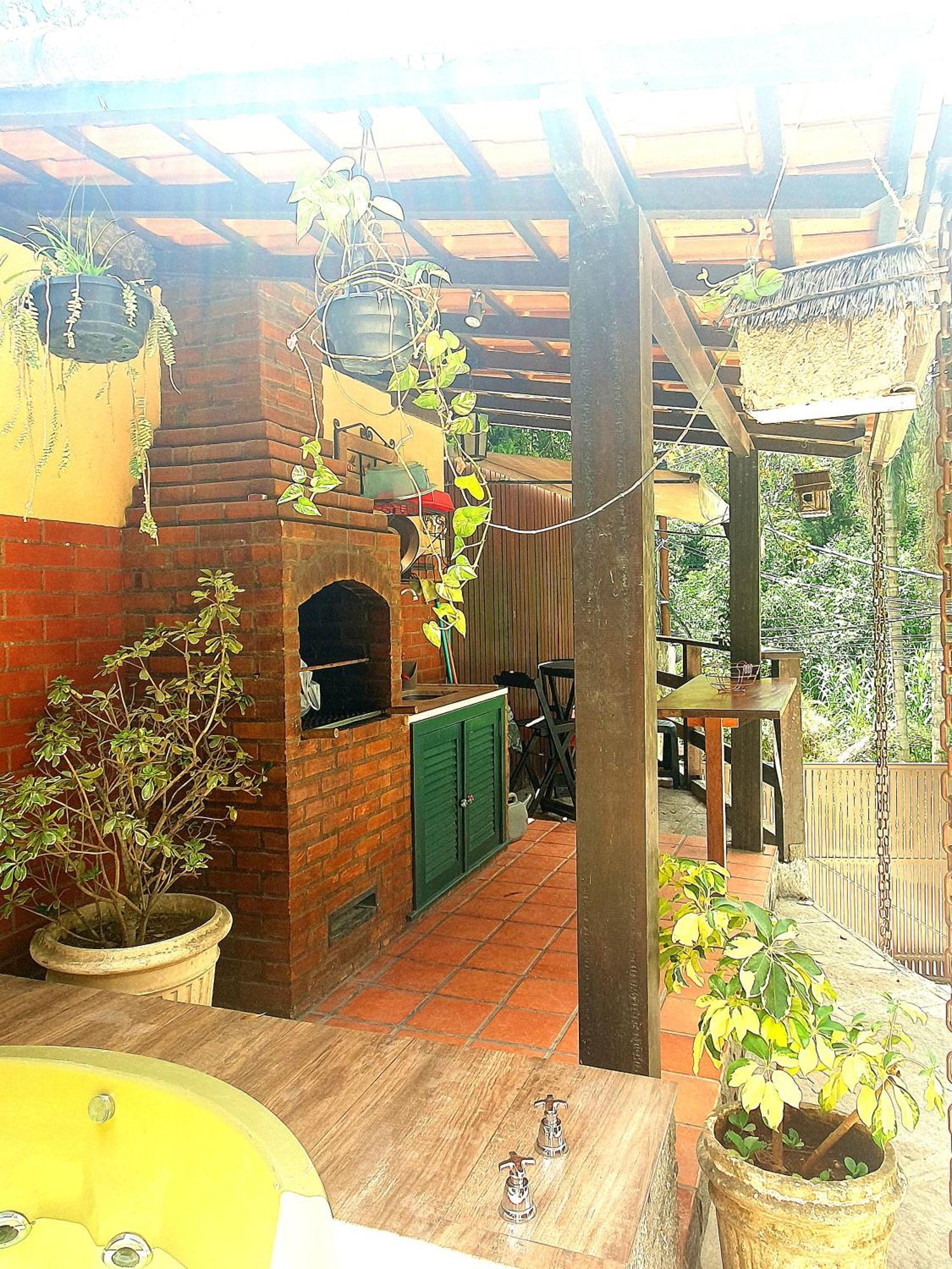 Aconchego De Itaipava - Casa De 3 Quartos, Equipada, Area Kids, Jacuzzi, Pet Friendly, Churrasqueira, Em Meio A Natureza E Proximo Ao Centro Do Bairro Petrópolis Dış mekan fotoğraf