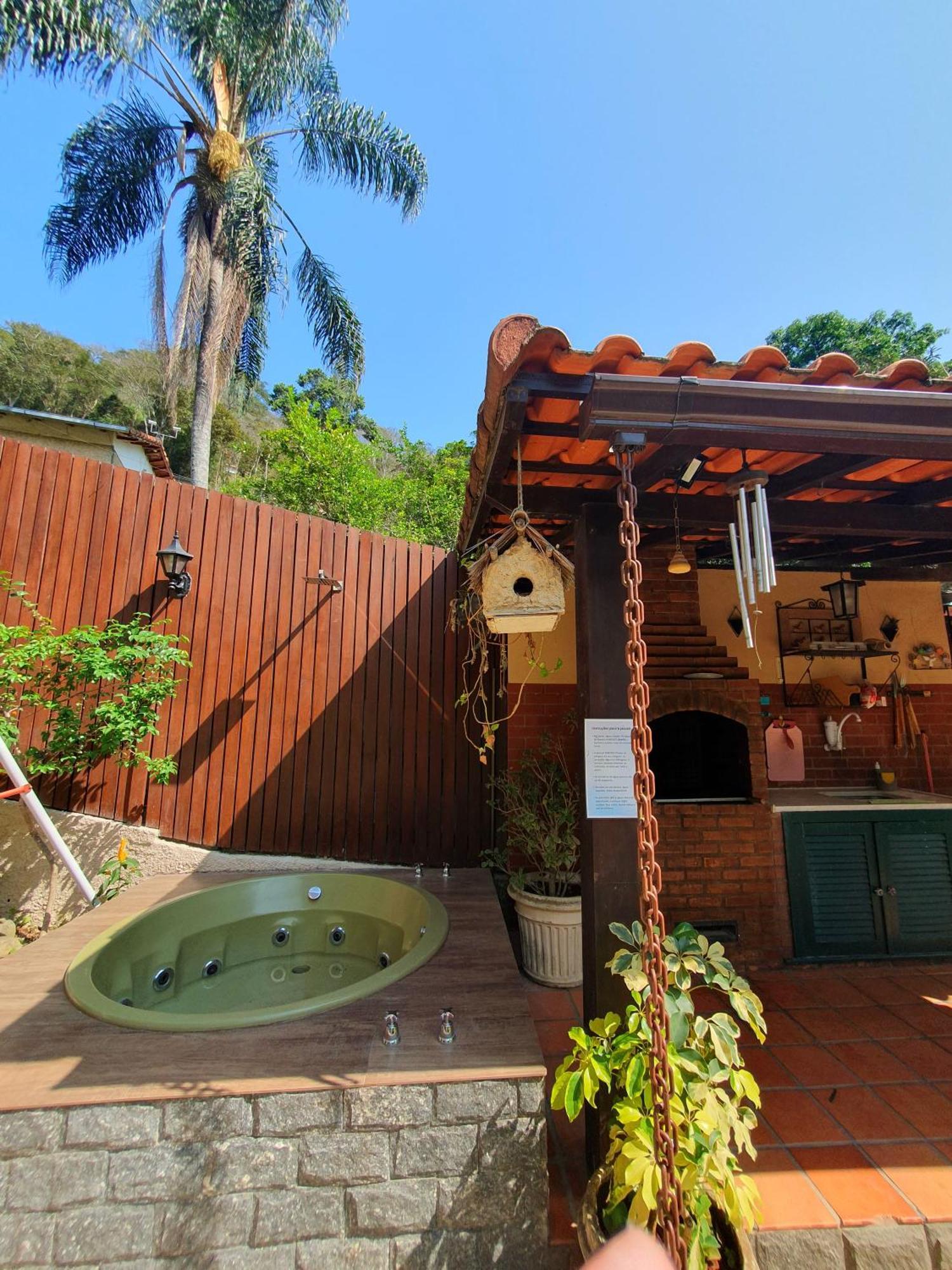 Aconchego De Itaipava - Casa De 3 Quartos, Equipada, Area Kids, Jacuzzi, Pet Friendly, Churrasqueira, Em Meio A Natureza E Proximo Ao Centro Do Bairro Petrópolis Dış mekan fotoğraf